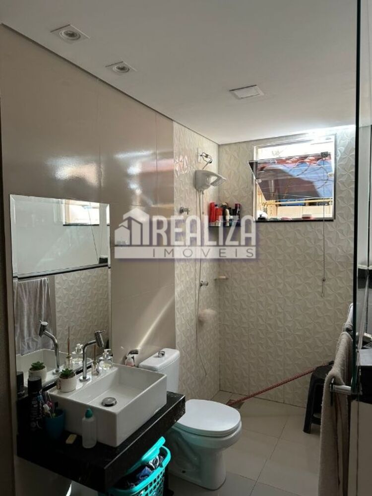 Casa, 4 quartos, 238 m² - Foto 4