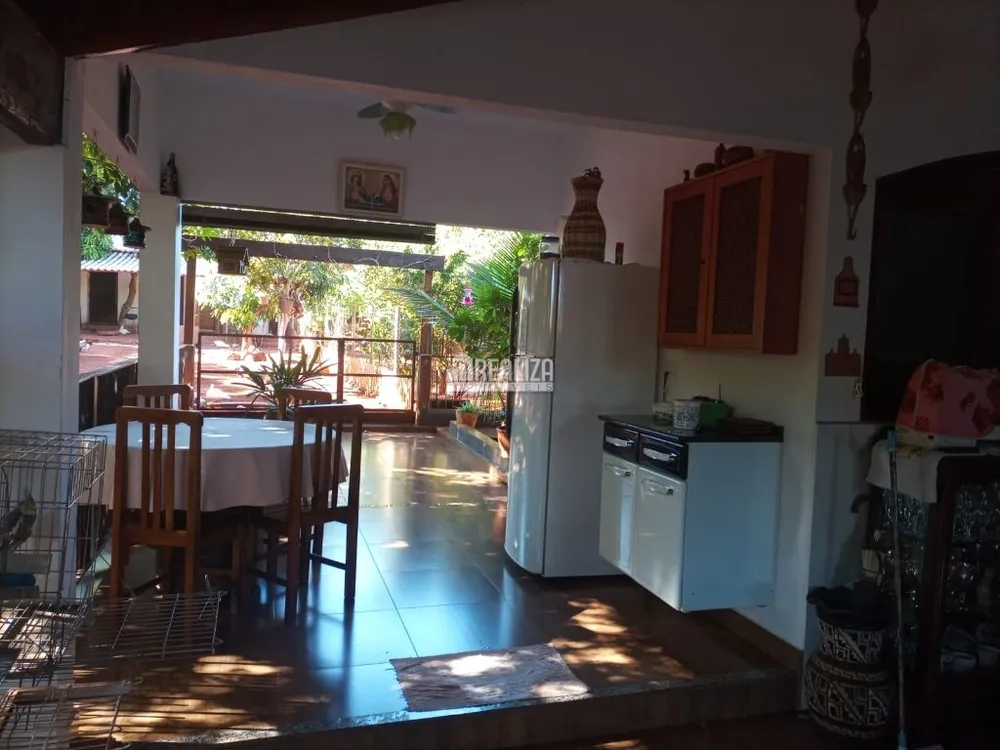 Chácara, 3 quartos, 954 m² - Foto 9