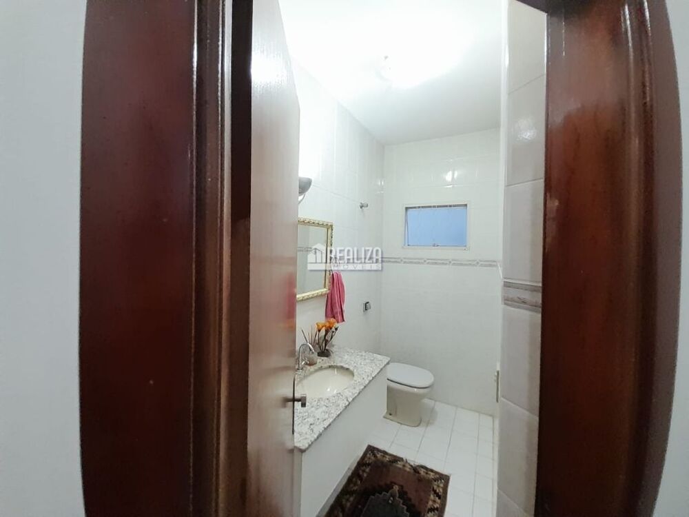 Casa à venda com 3 quartos, 240m² - Foto 12