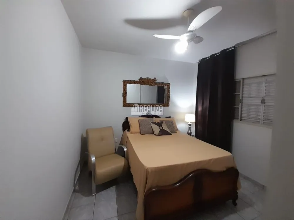 Casa, 3 quartos, 240 m² - Foto 14
