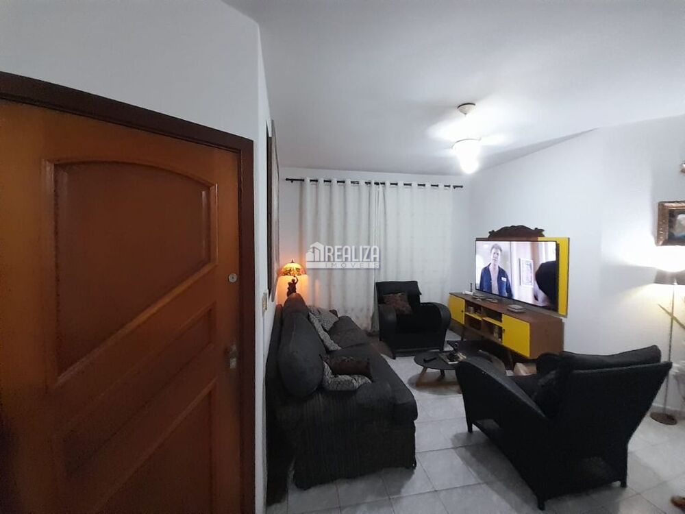 Casa à venda com 3 quartos, 240m² - Foto 9