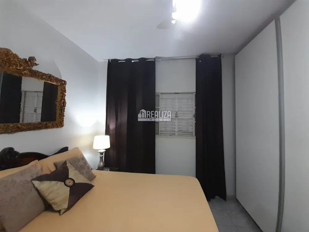 Casa, 3 quartos, 240 m² - Foto 17