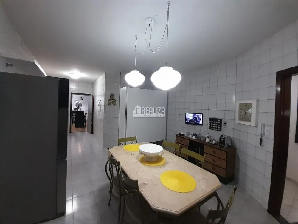 Casa, 3 quartos, 240 m² - Foto 20