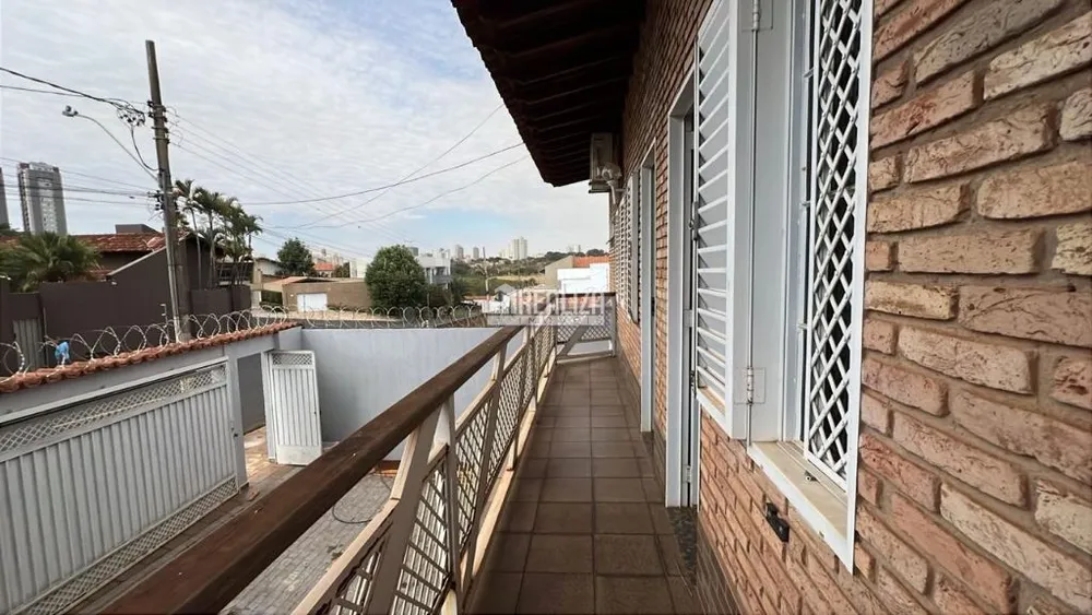 Casa, 5 quartos, 260 m² - Foto 8