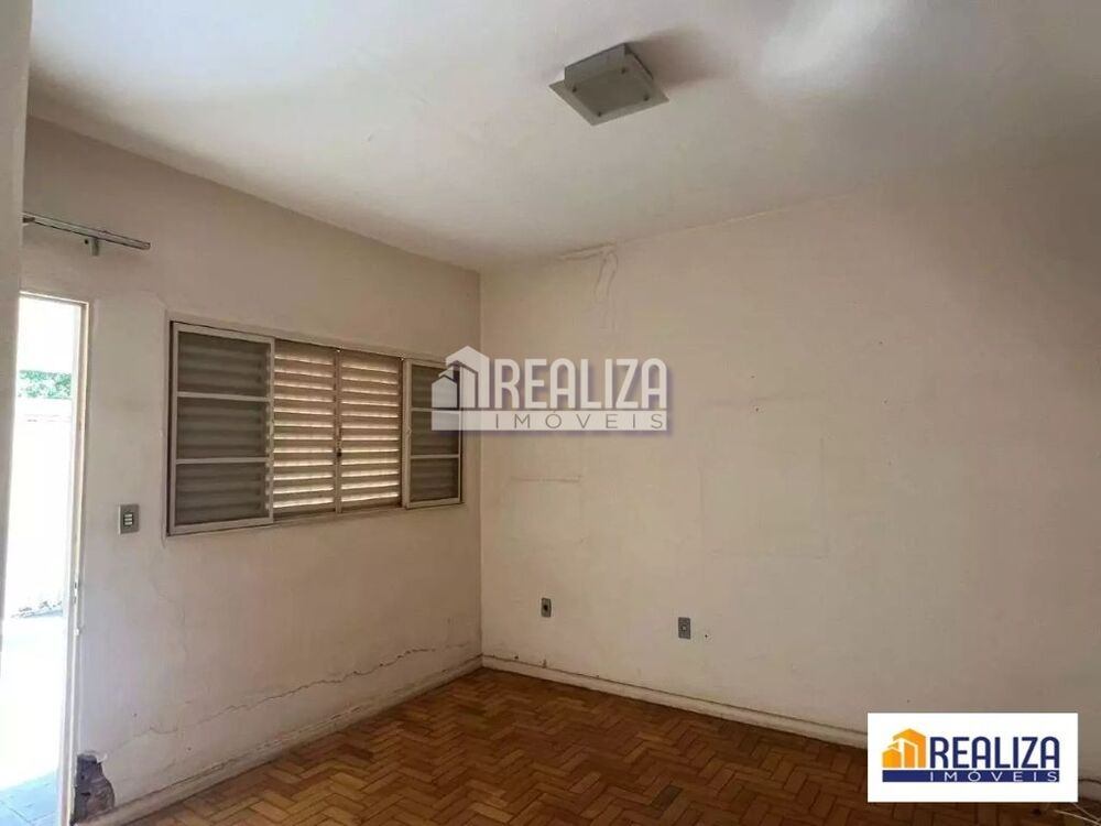 Casa, 2 quartos, 150 m² - Foto 1