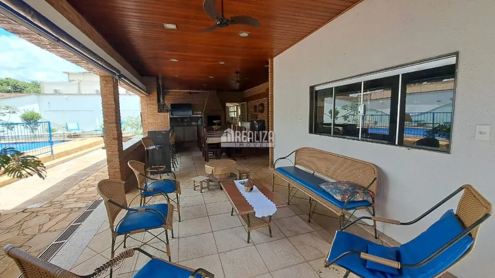 Casa, 3 quartos, 547 m² - Foto 2