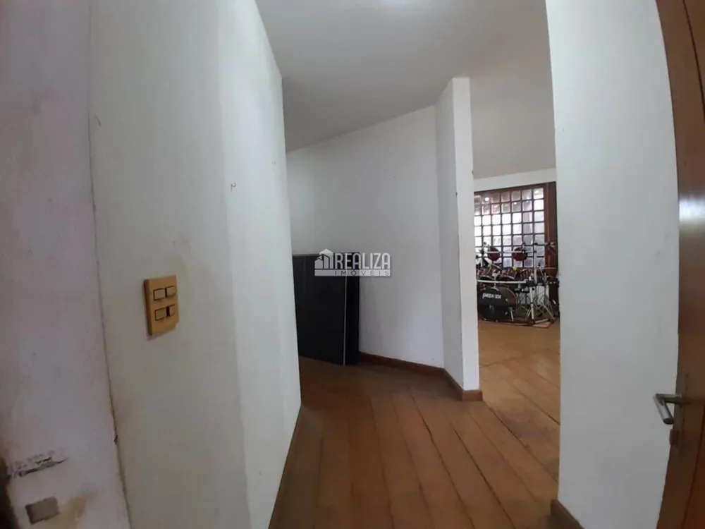Casa, 4 quartos, 375 m² - Foto 2
