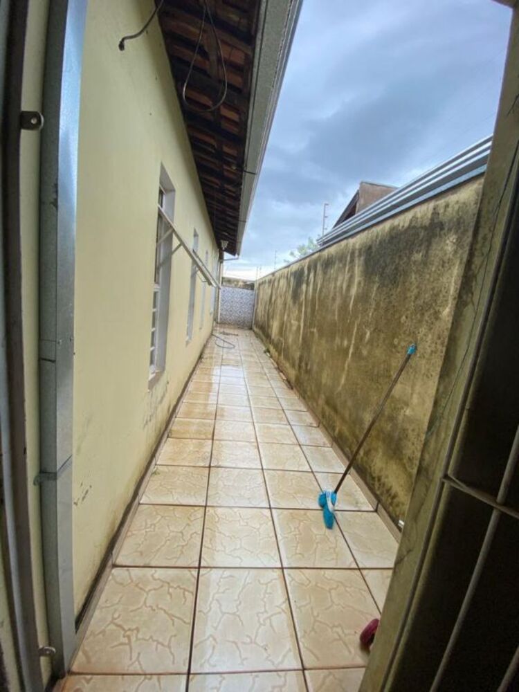 Casa à venda com 2 quartos, 170m² - Foto 8