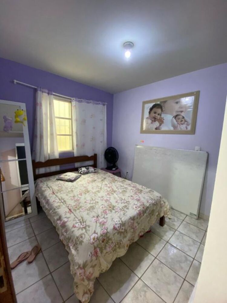 Casa à venda com 2 quartos, 170m² - Foto 4
