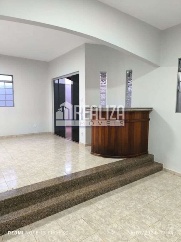 Casa, 3 quartos, 135 m² - Foto 2