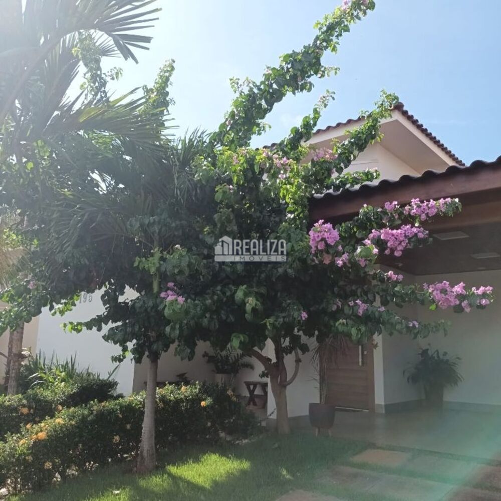 Casa, 3 quartos, 230 m² - Foto 1