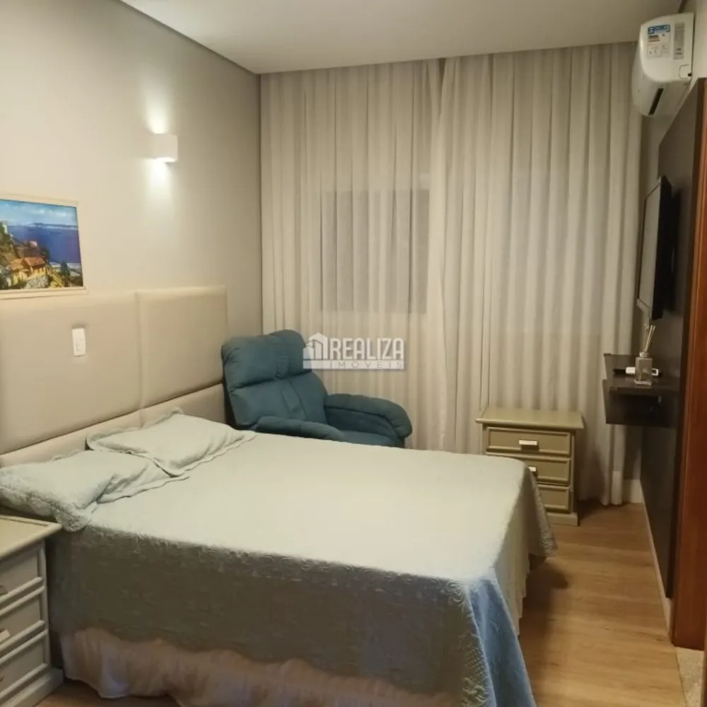 Casa, 3 quartos, 230 m² - Foto 10