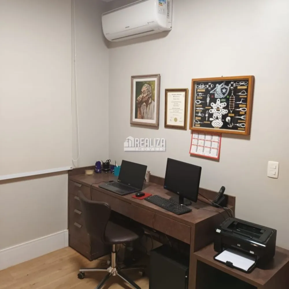 Casa, 3 quartos, 230 m² - Foto 9