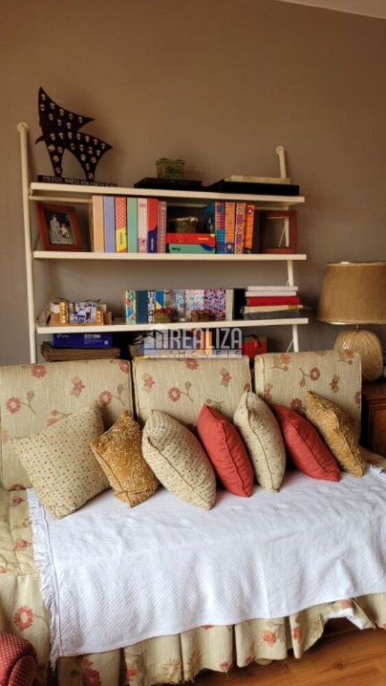 Casa à venda e aluguel com 5 quartos, 376m² - Foto 5