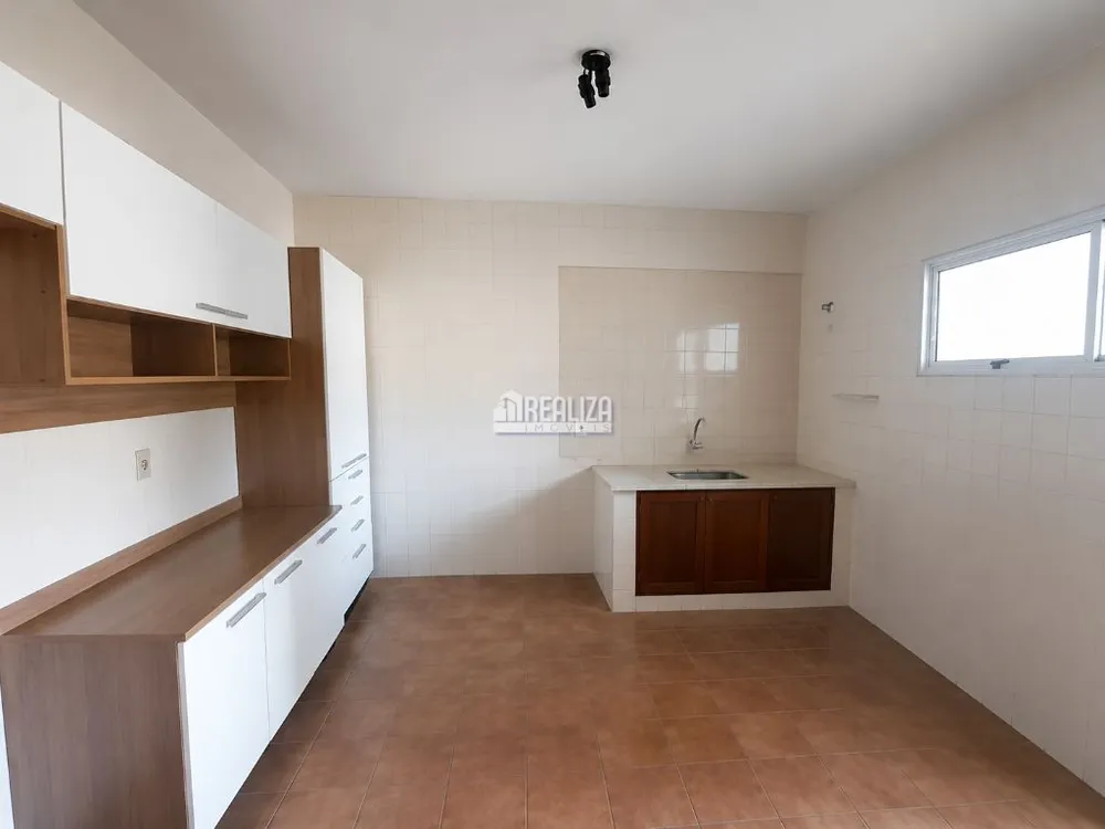 Casa, 2 quartos, 176 m² - Foto 3