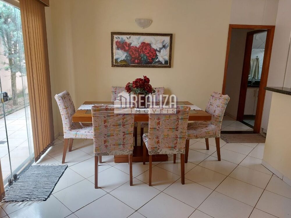 Casa à venda com 3 quartos, 165m² - Foto 5