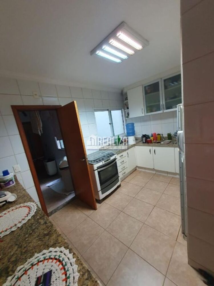 Apartamento, 3 quartos, 142 m² - Foto 3