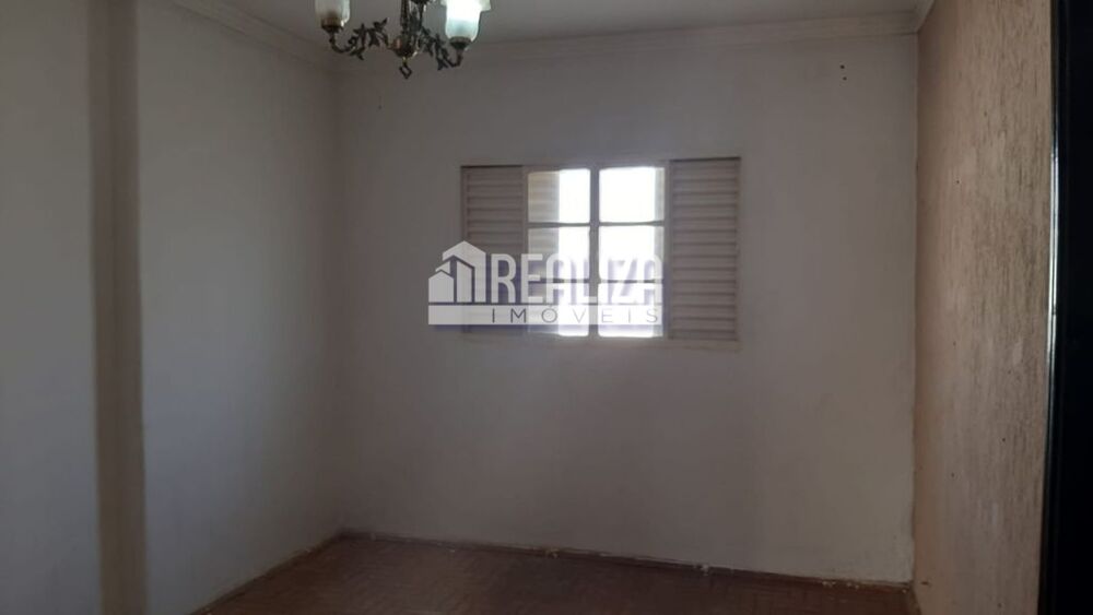 Casa à venda com 3 quartos, 150m² - Foto 7