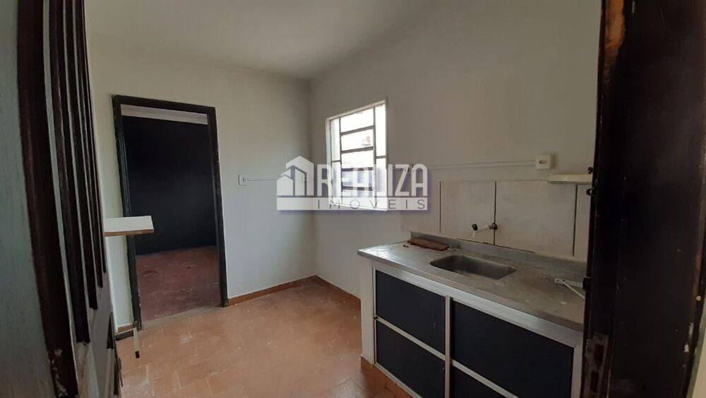 Casa à venda com 3 quartos, 150m² - Foto 5