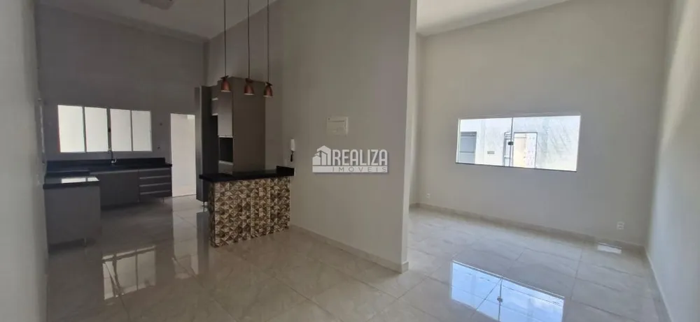 Casa, 3 quartos, 190 m² - Foto 2