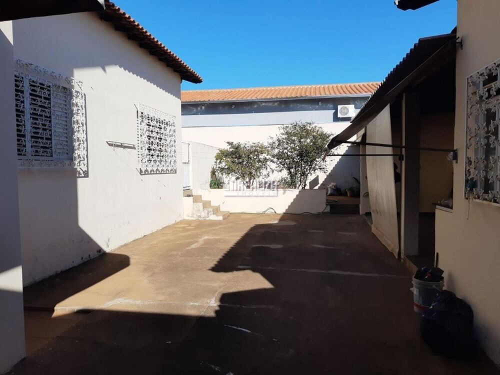 Casa, 3 quartos, 228 m² - Foto 9