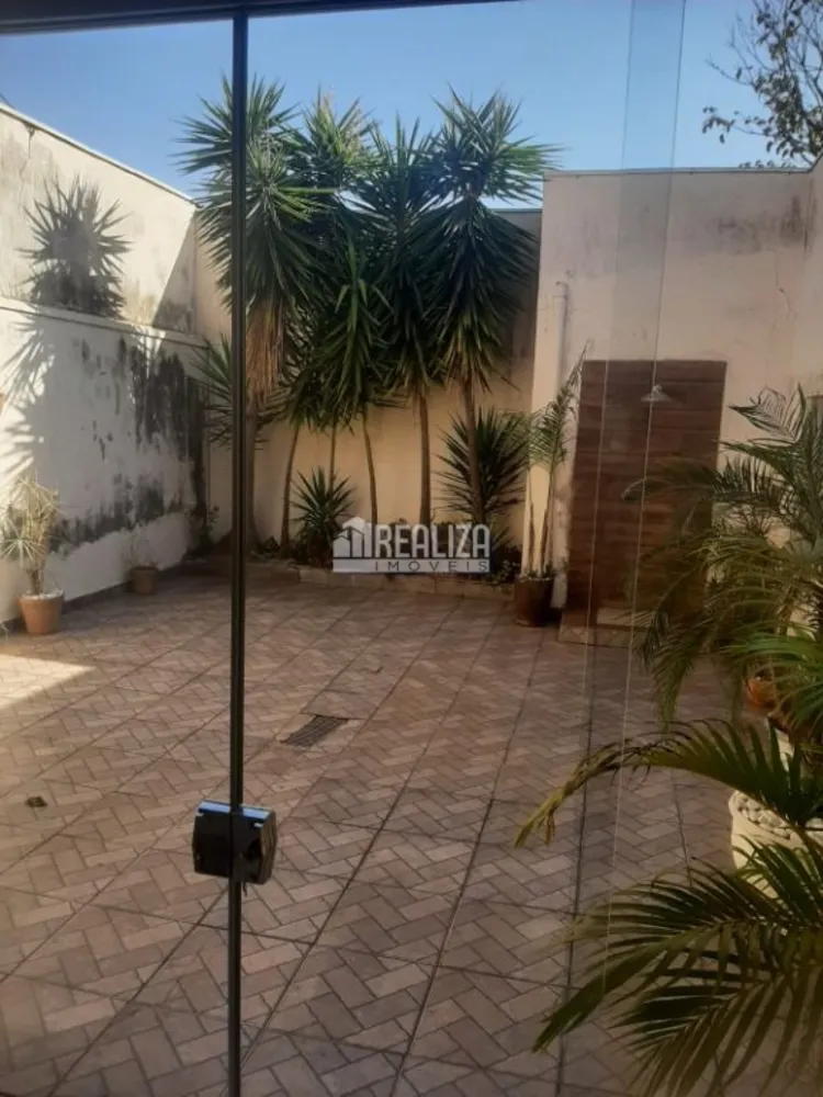 Casa, 3 quartos, 250 m² - Foto 6