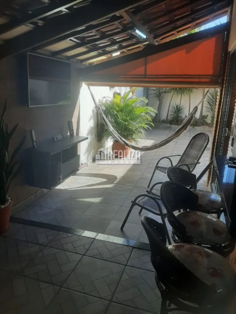 Casa, 3 quartos, 250 m² - Foto 3