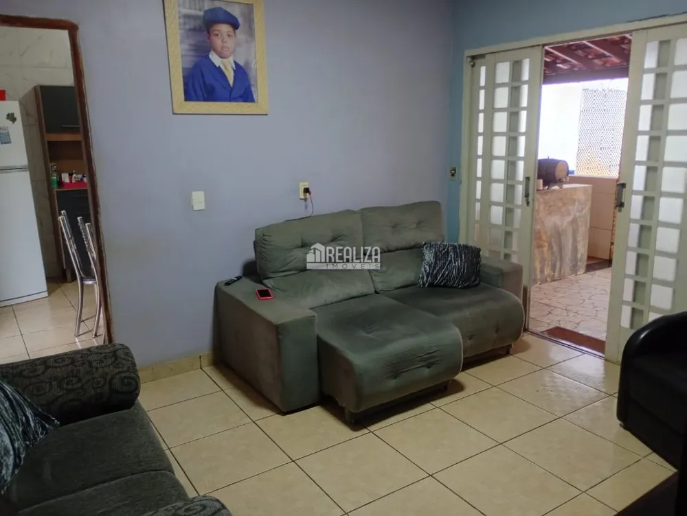 Casa, 2 quartos, 108 m² - Foto 1