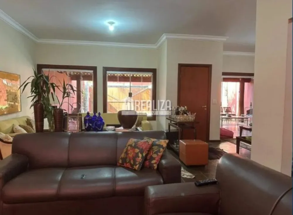 Casa, 3 quartos, 225 m² - Foto 6