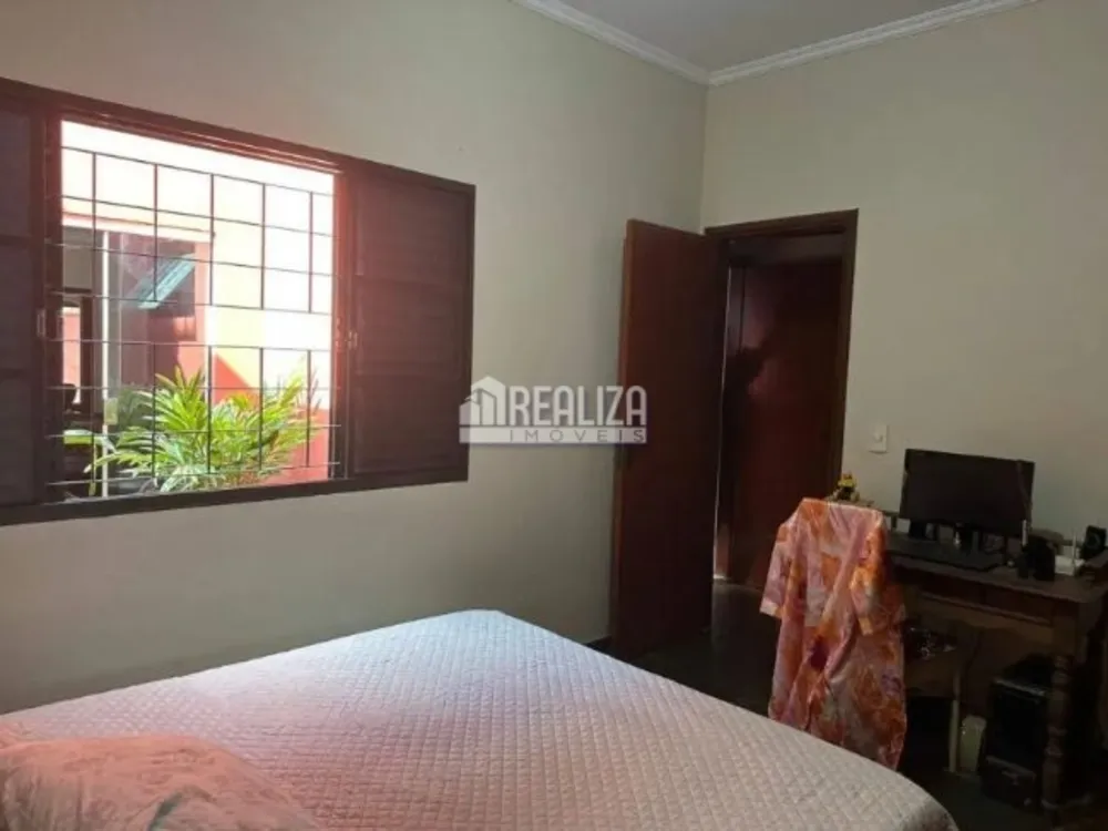 Casa, 3 quartos, 225 m² - Foto 8