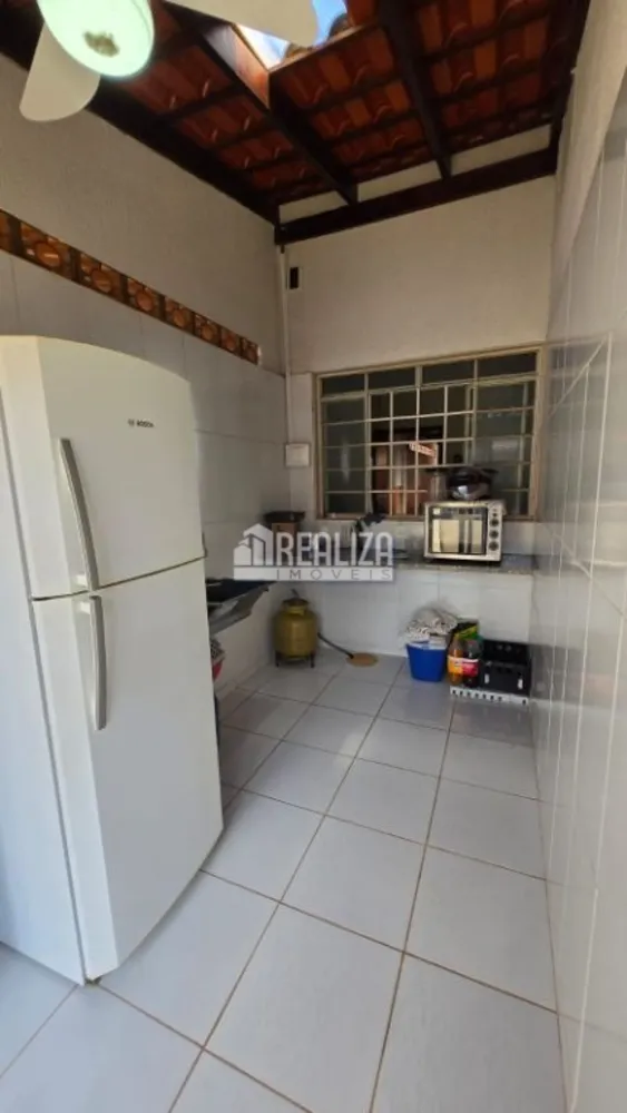 Casa, 3 quartos, 218 m² - Foto 9