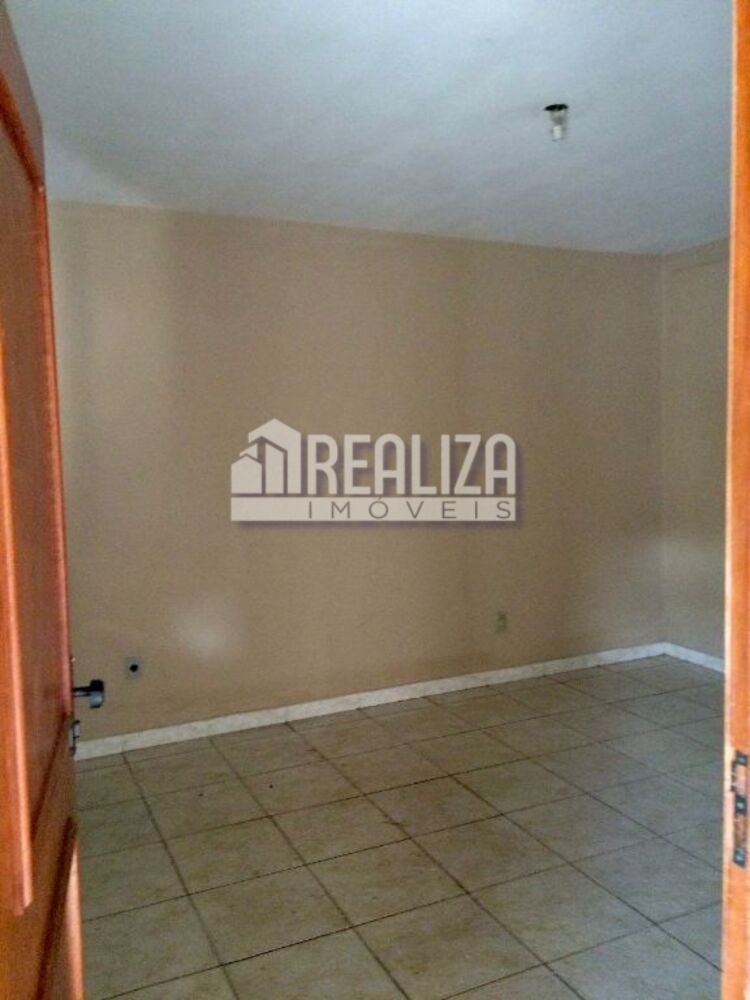 Casa, 3 quartos, 136 m² - Foto 2