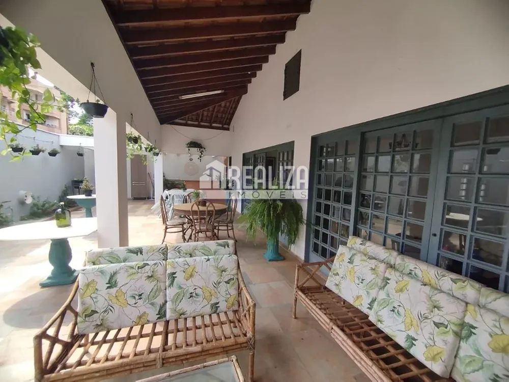 Casa, 4 quartos, 328 m² - Foto 12