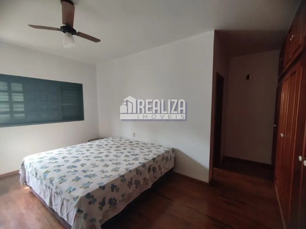 Casa, 4 quartos, 328 m² - Foto 10
