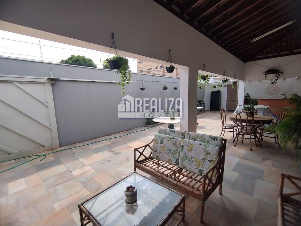 Casa, 4 quartos, 328 m² - Foto 7