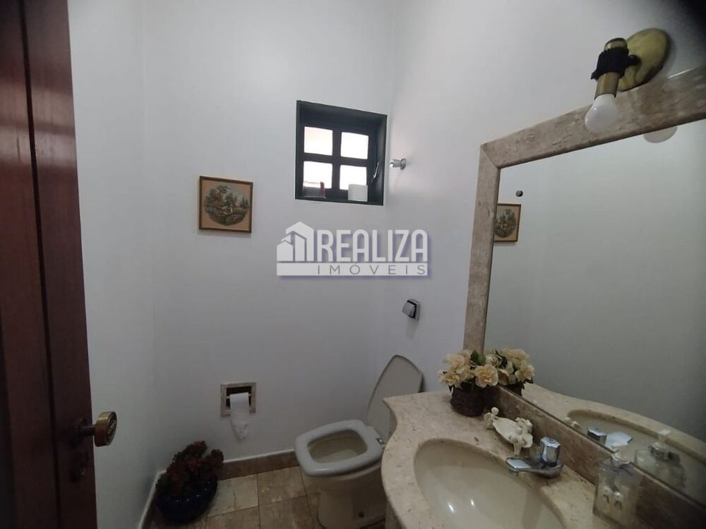 Casa, 4 quartos, 328 m² - Foto 4