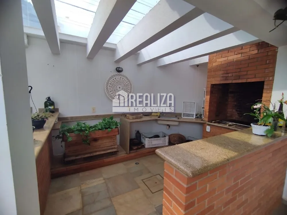Casa, 4 quartos, 328 m² - Foto 9