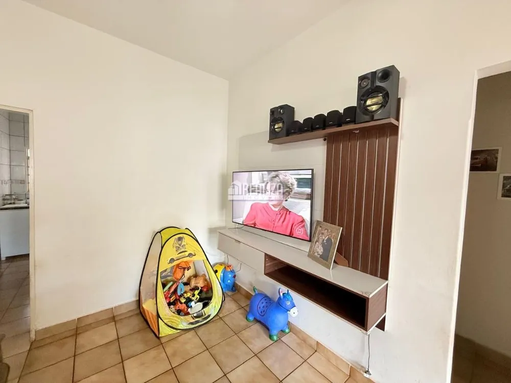 Casa, 2 quartos, 185 m² - Foto 21