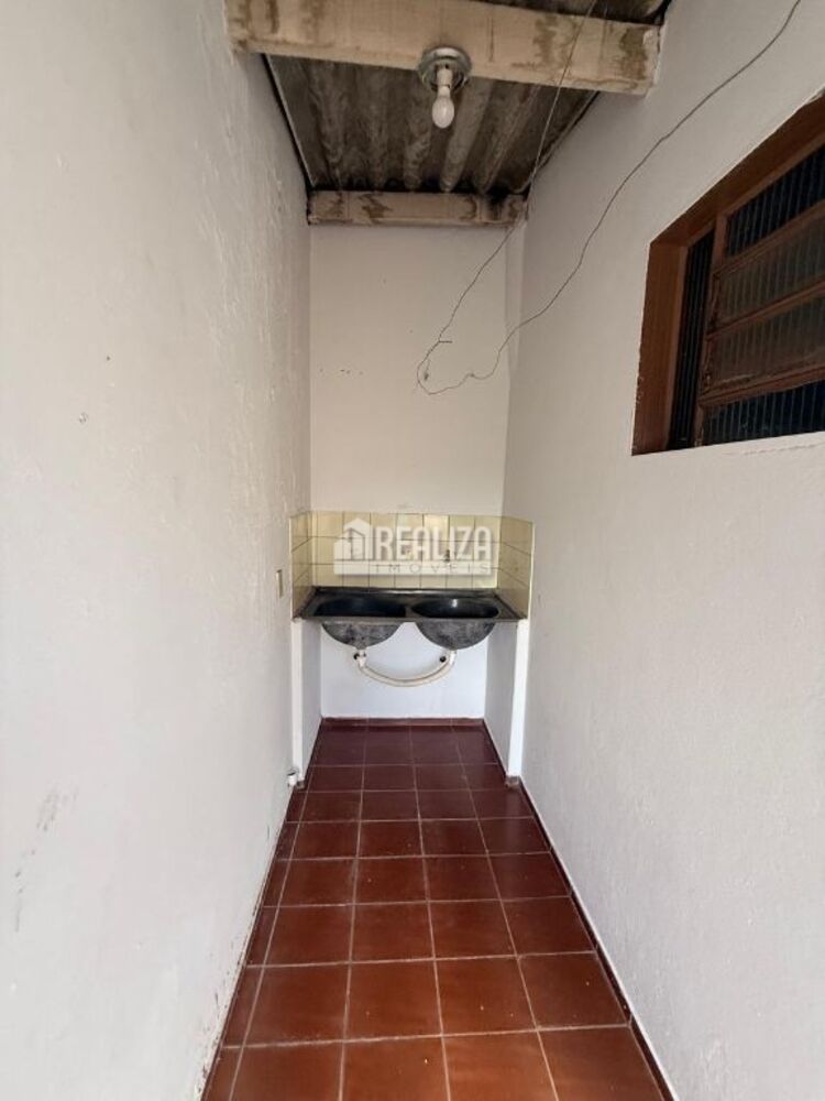 Casa, 2 quartos, 185 m² - Foto 2