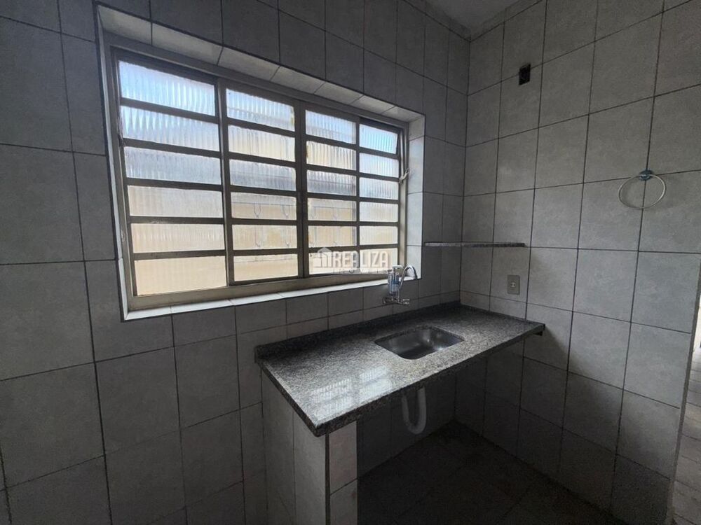 Casa, 2 quartos, 185 m² - Foto 6