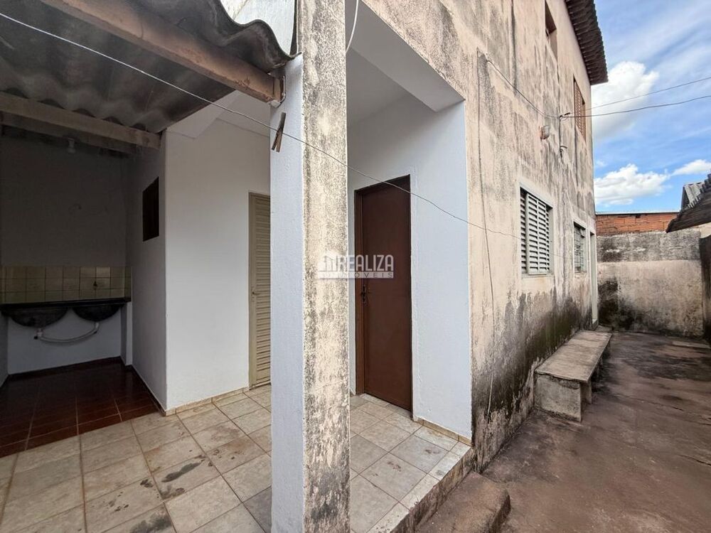 Casa, 2 quartos, 185 m² - Foto 3