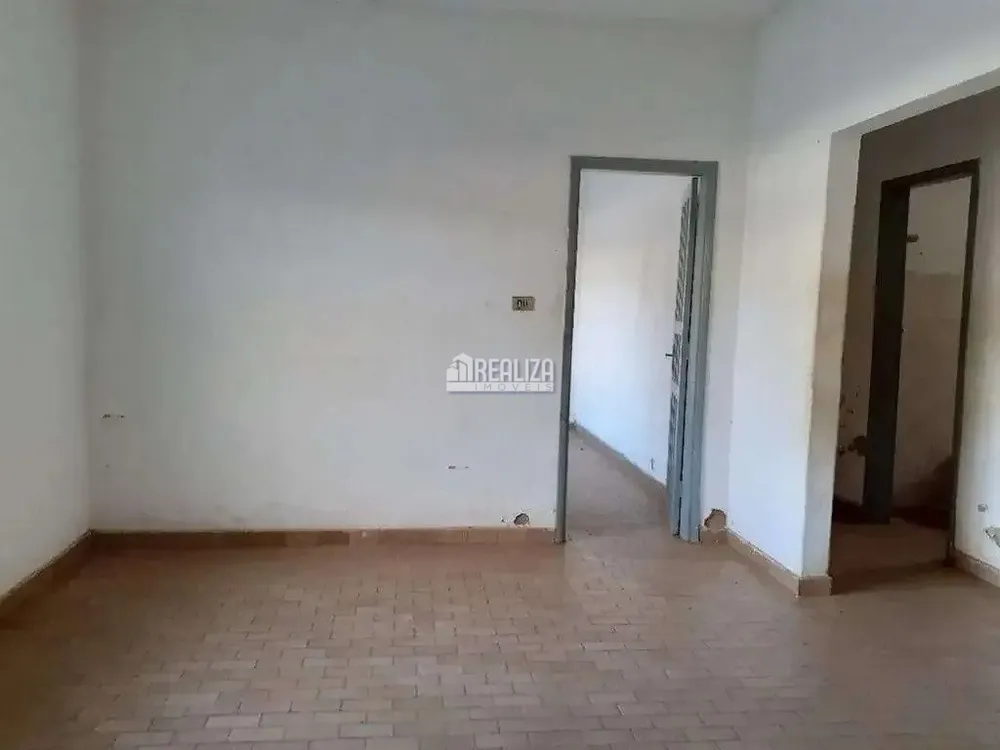 Casa, 3 quartos, 191 m² - Foto 2
