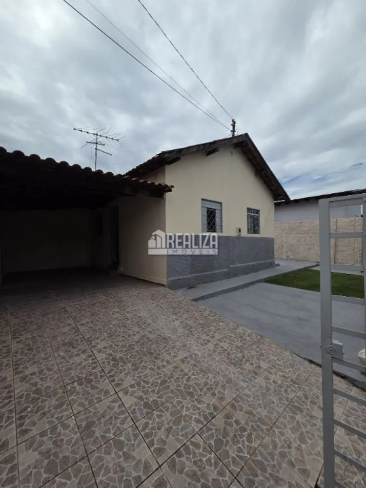Casa, 2 quartos, 82 m² - Foto 1
