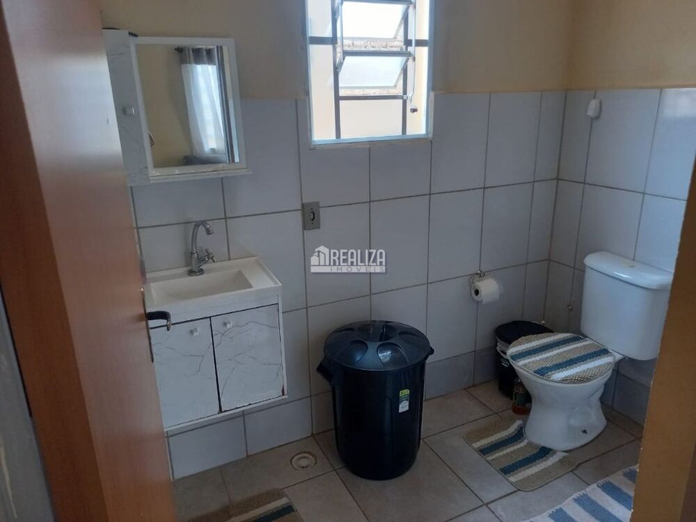 Casa, 2 quartos, 80 m² - Foto 2