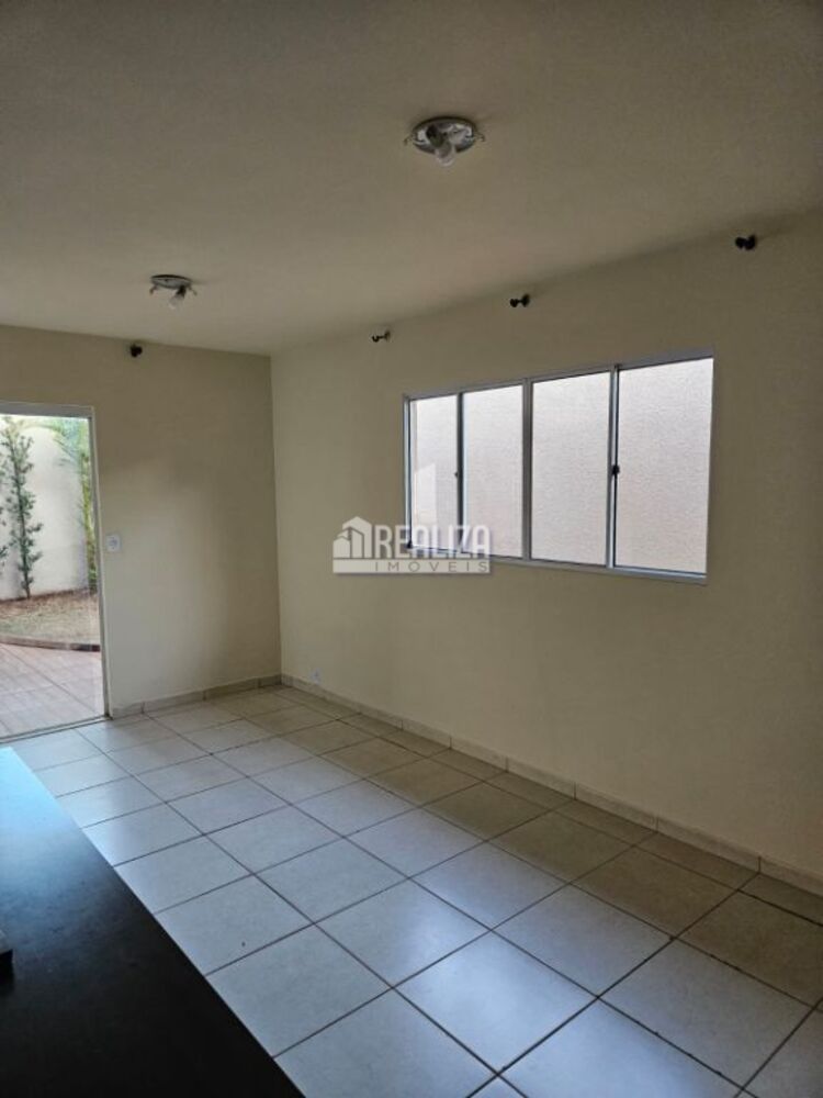 Casa, 3 quartos, 150 m² - Foto 2