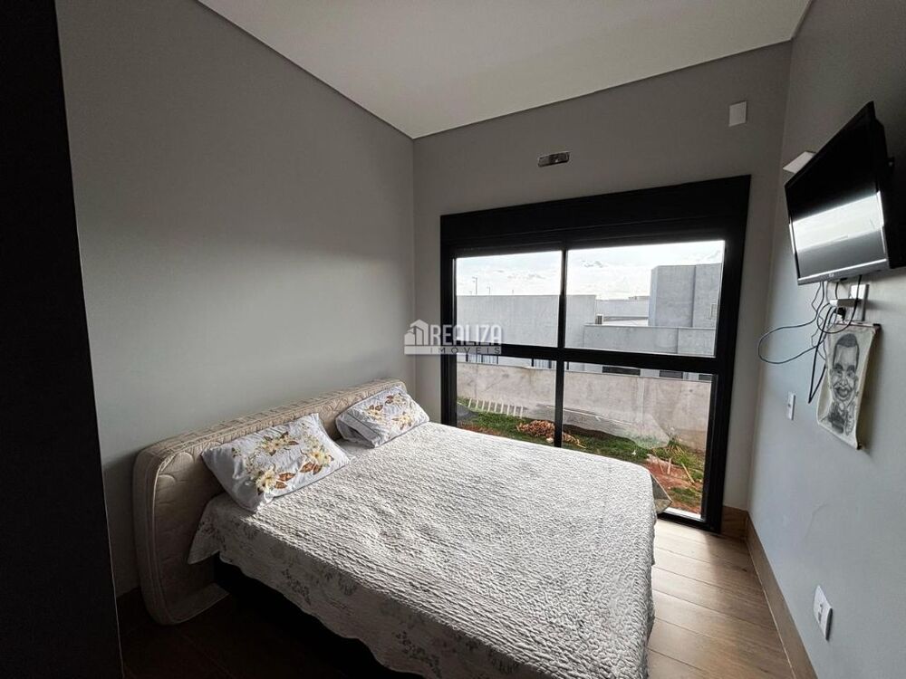 Casa, 4 quartos, 330 m² - Foto 11