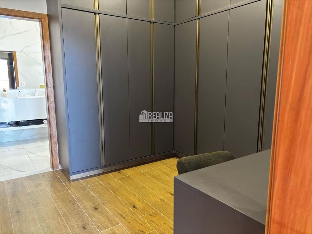 Casa, 4 quartos, 330 m² - Foto 5