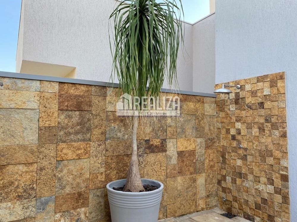 Casa à venda com 4 quartos, 221m² - Foto 7