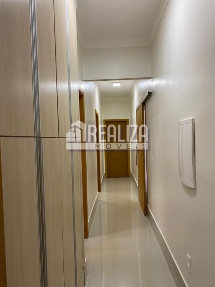Casa à venda com 4 quartos, 221m² - Foto 12