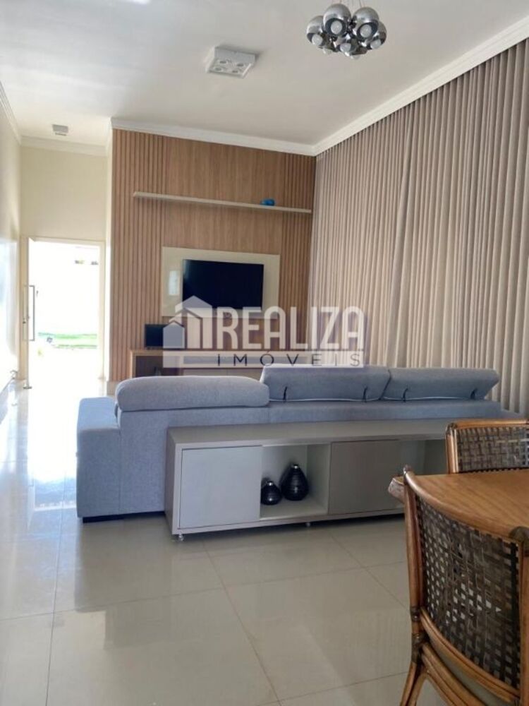 Casa à venda com 4 quartos, 221m² - Foto 9